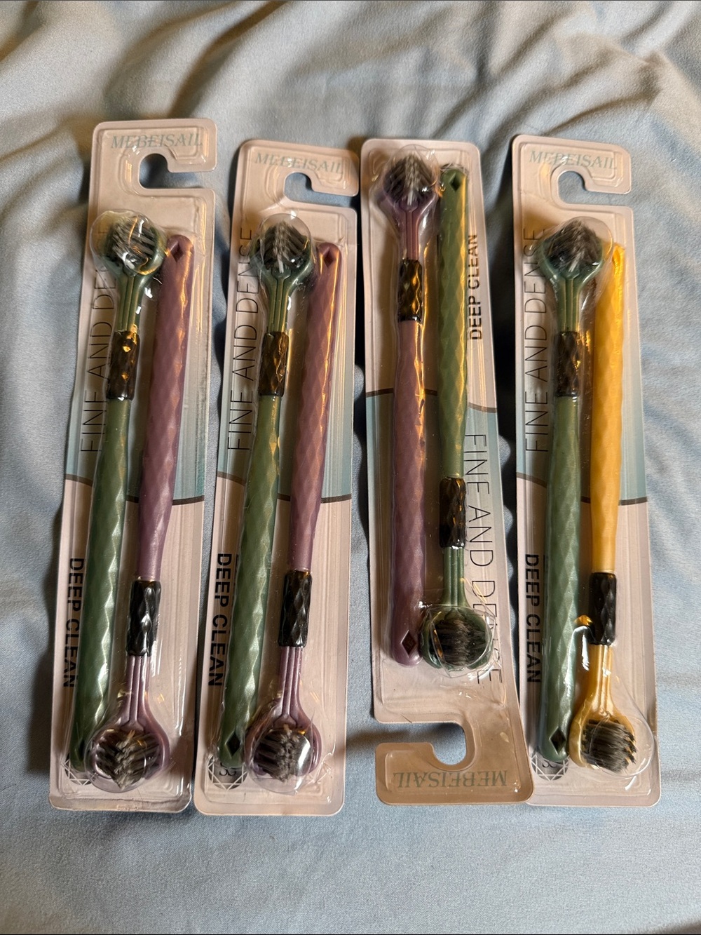 lot of 4 mebeisail 3-sided manual toothbrushes